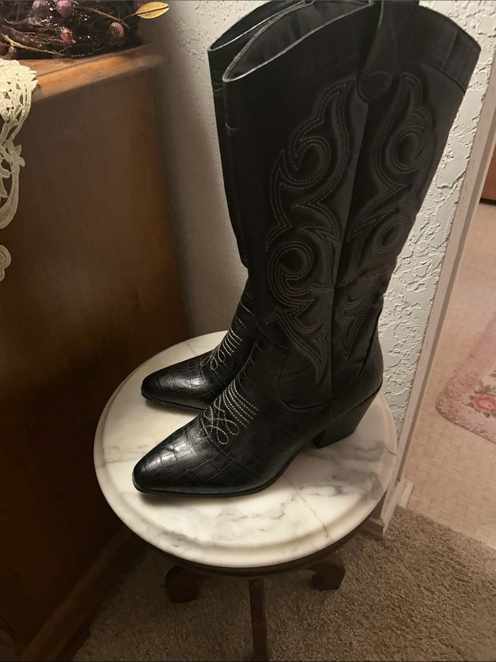 Women's Black Western Knee-High Boots. NWOT 10